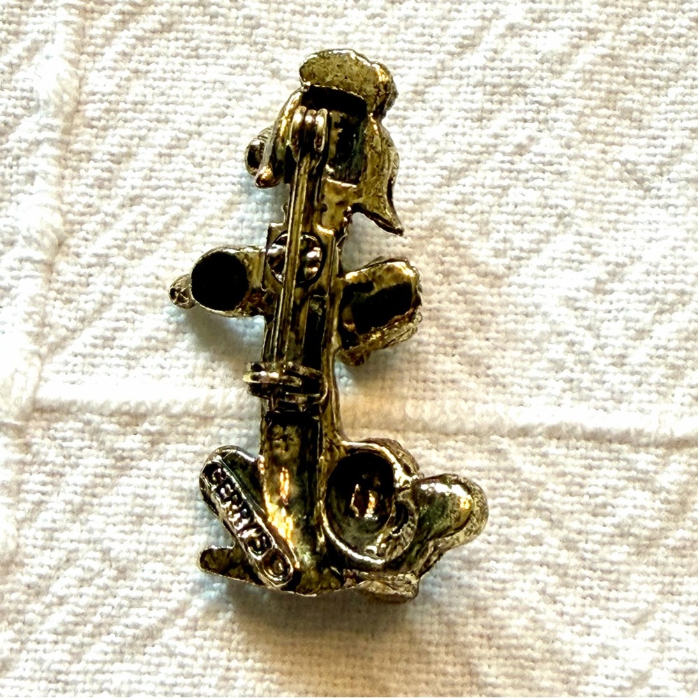 Vintage Gerrys Gold Tone Poodle Brooch Textured‎ Puppy Dog Pin Patina Signed - Picture 2 of 4